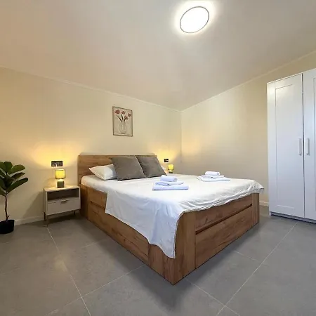 Nagel Apartmán *